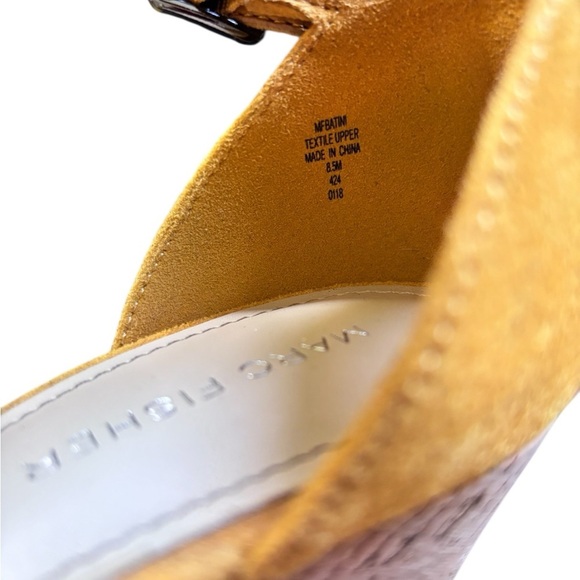 Marc Fisher Batini Sunflower Yellow Faux Suede Lasered Cork Wedge 3.5 Heel 8.5M - Picture 7 of 8